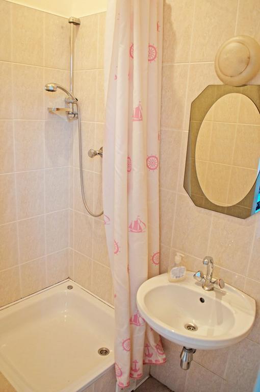 Apartment On Svobody Avenue Lviv Buitenkant foto