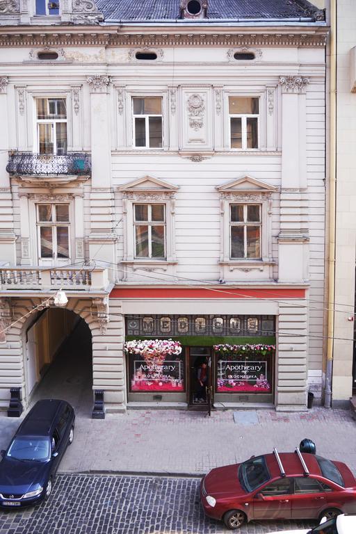 Apartment On Svobody Avenue Lviv Buitenkant foto